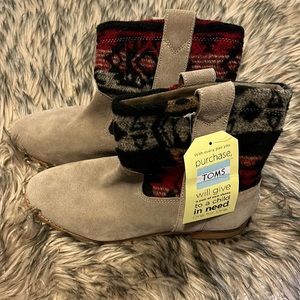 NWT TOMS Women’s Laurel booties. Size 8.5